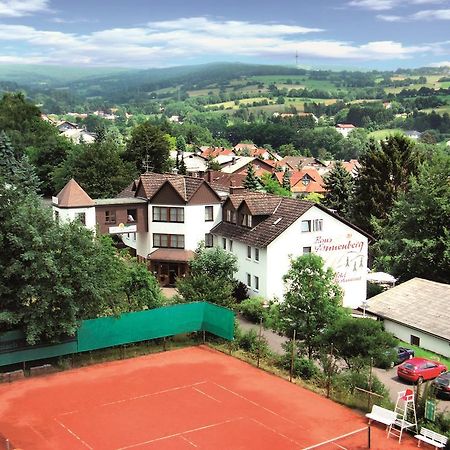 Akzent Hotel Haus Sonnenberg Schotten Exterior photo